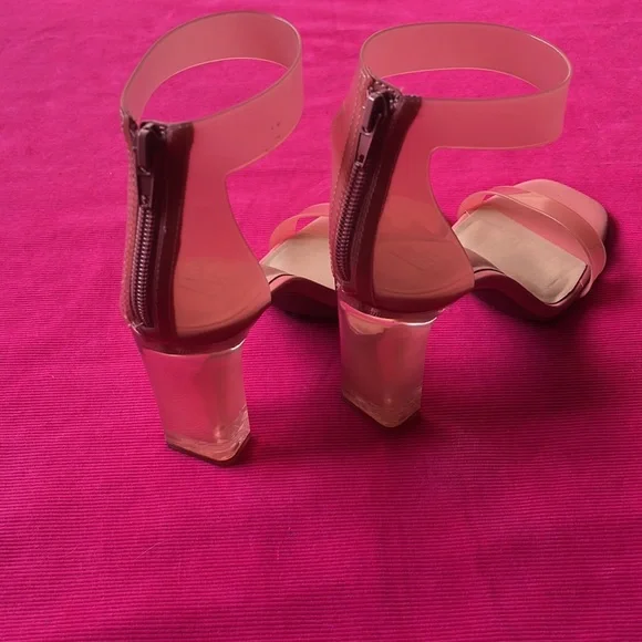 Translucent pink heels - Picture 3 of 3